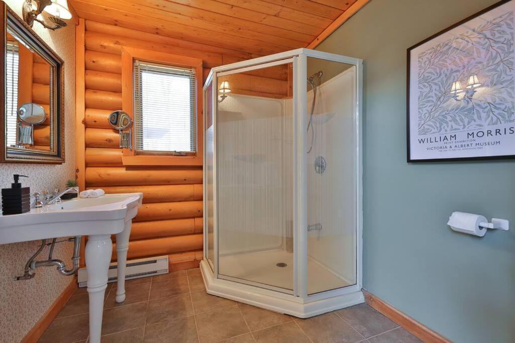 Le Courchevel Luxe Chalet - Private Pool - Jacuzzi - Ski Saint Adolphe D'Howard 외부 사진